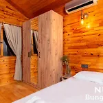 Bed and breakfast Nun Bungalove