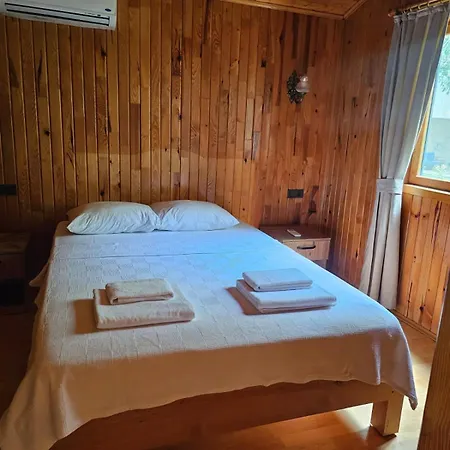 Frühstückspension Nun Bungalove Çıralı