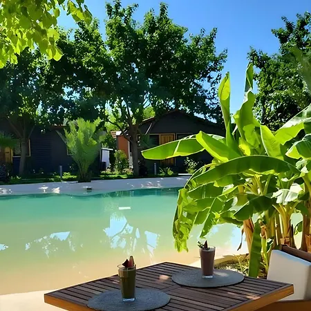 Bed & Breakfast Nun Bungalove Çıralı