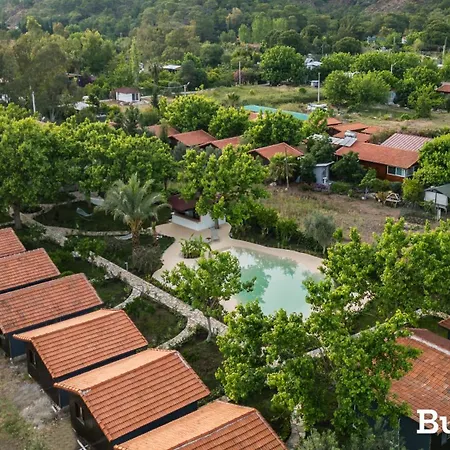 Nun Bungalove 4*